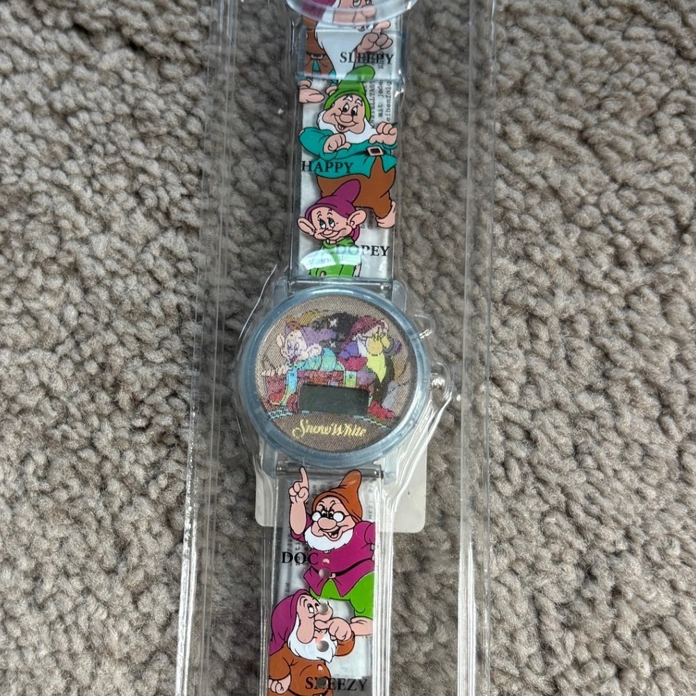 Disney Snow White and the Seven Dwarfs Kids‎ Watch New in Package